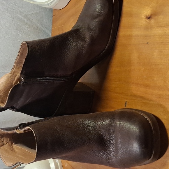 Crown Vintage 8.5 Ankle Boots - Picture 7 of 15